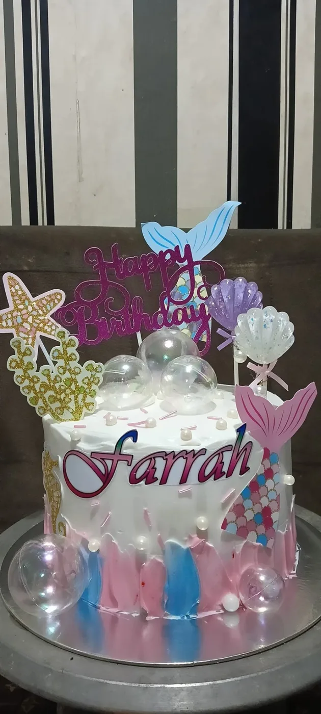 Mermaid Bubble Birthday Cake